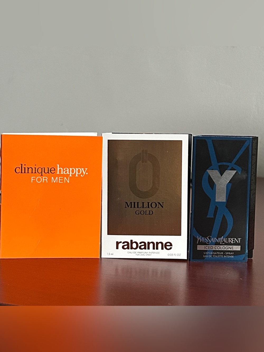 3x men’s samples collection